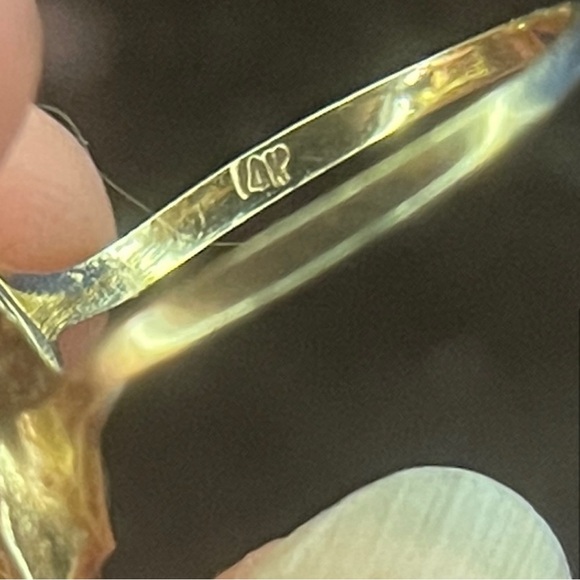 14K Gold Swirl Curve Wave Infinity Ring Size 7.5 - Picture 3 of 3